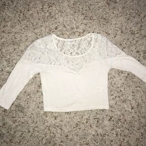 LA hearts quarter sleeve lace crop top